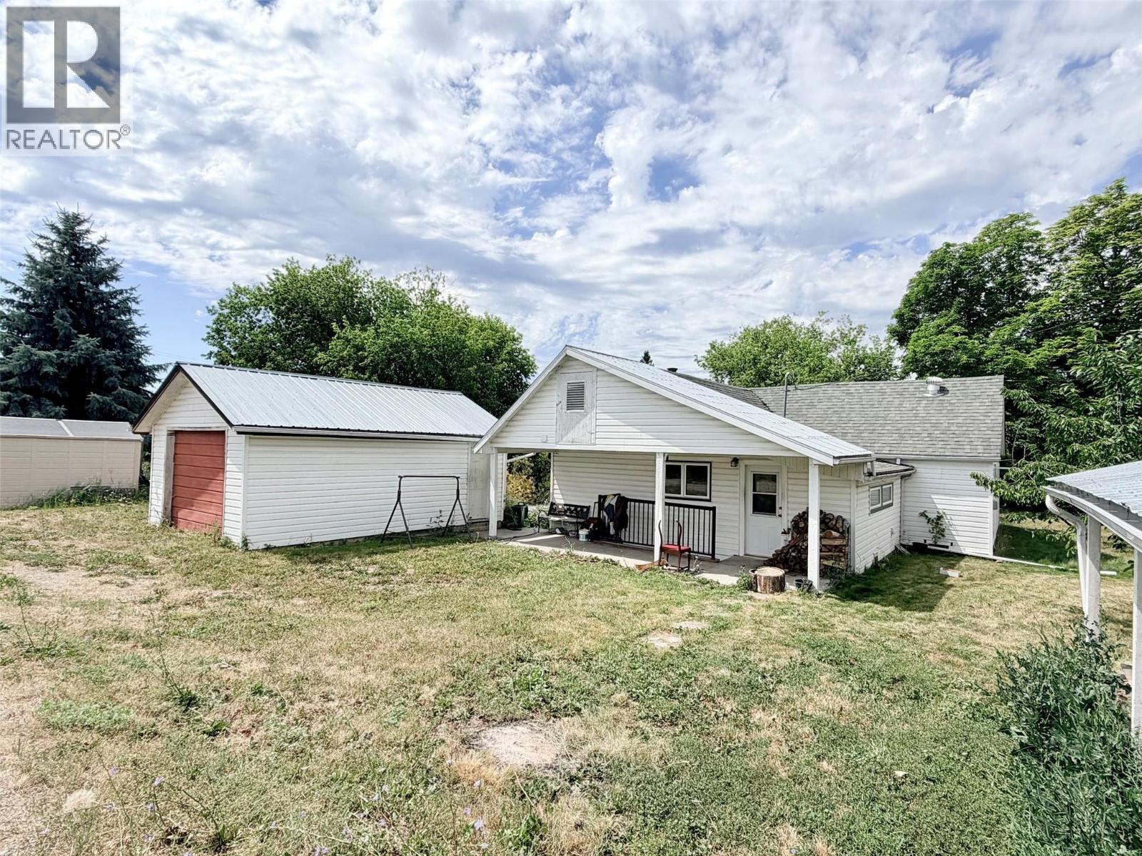 112 7th Avenue N - 1