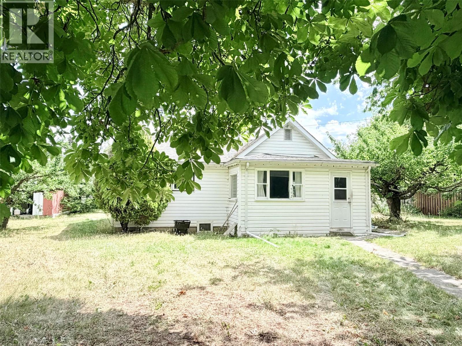 112 7th Avenue N - Image 8