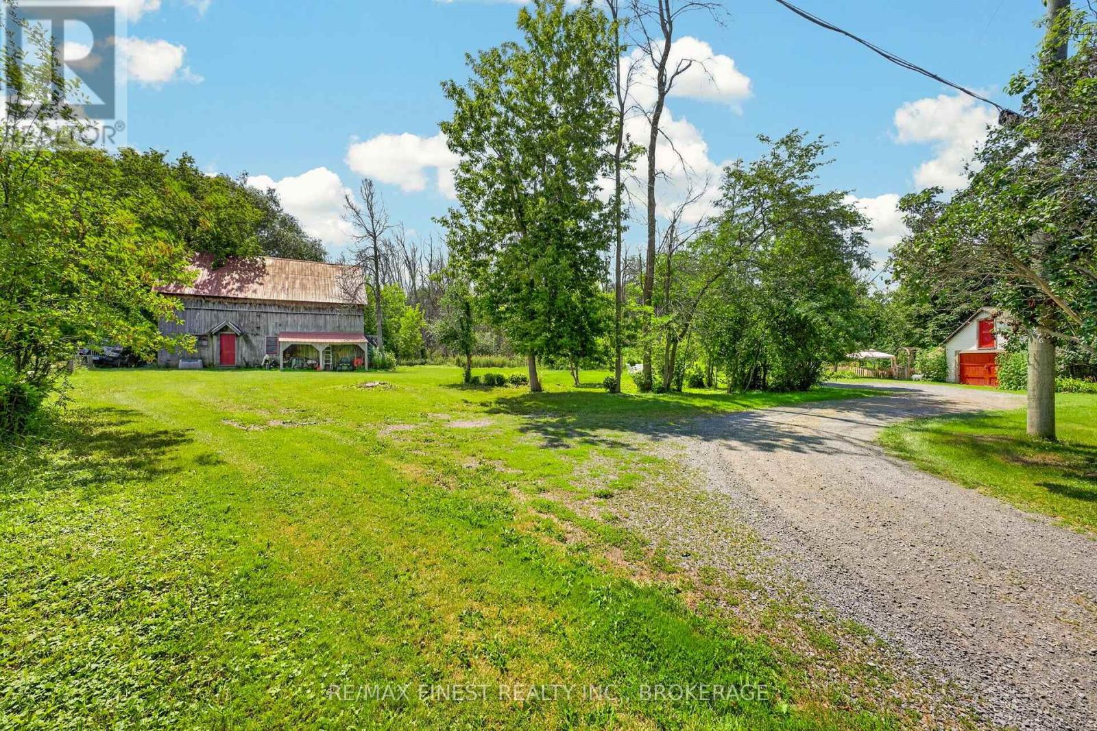 14005 FRONT ROAD - Image 32