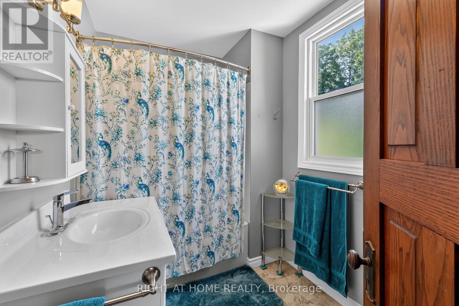 72 MAPLE STREET - Image 15