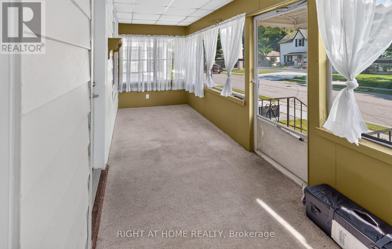 72 MAPLE STREET - Image 30