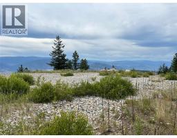 3011 Carmi Road, Penticton, BC V2A8V5 Photo 8