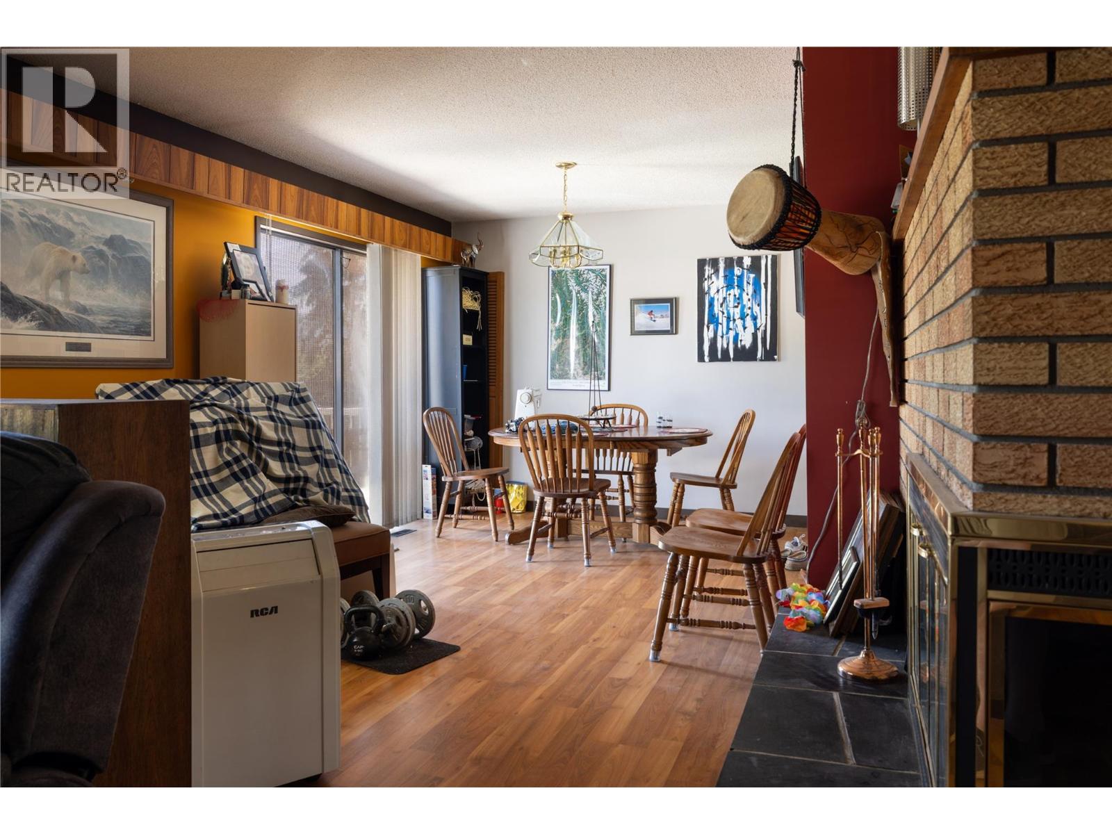 2271 Francis Street - 19