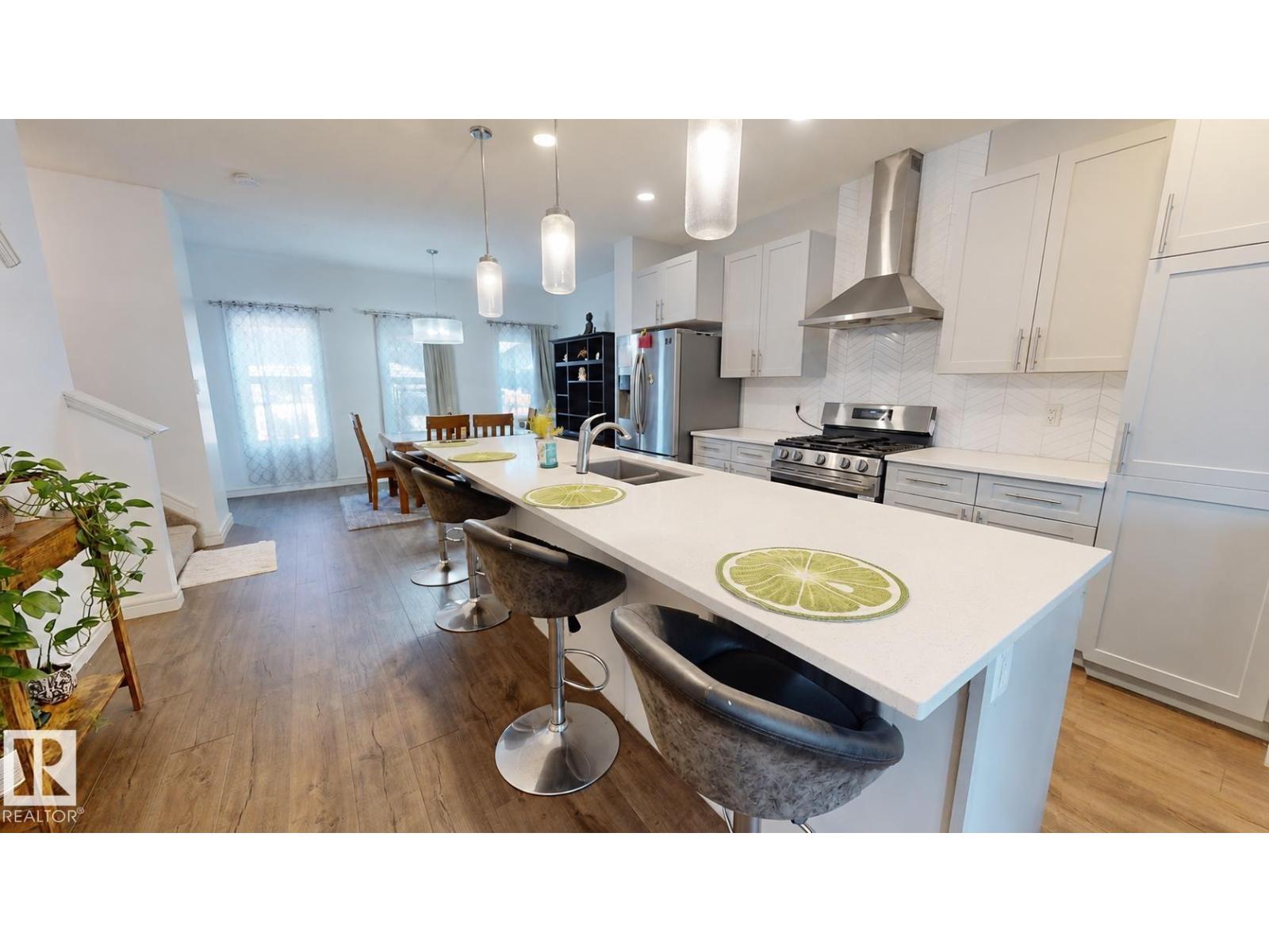 8172 226 ST NW, Rosenthal (Edmonton), Edmonton photo 4