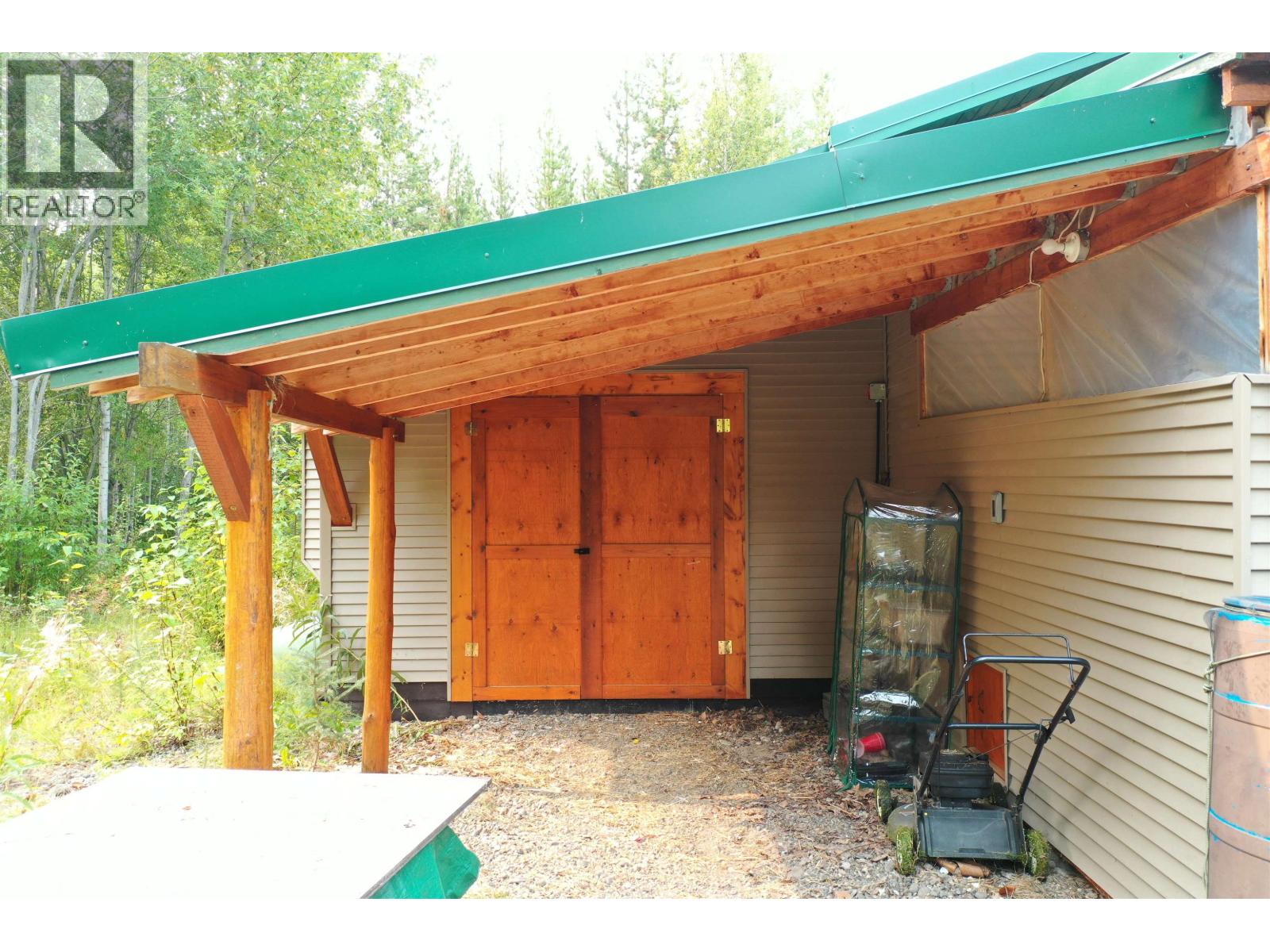 713 TIBBLES ROAD - 33