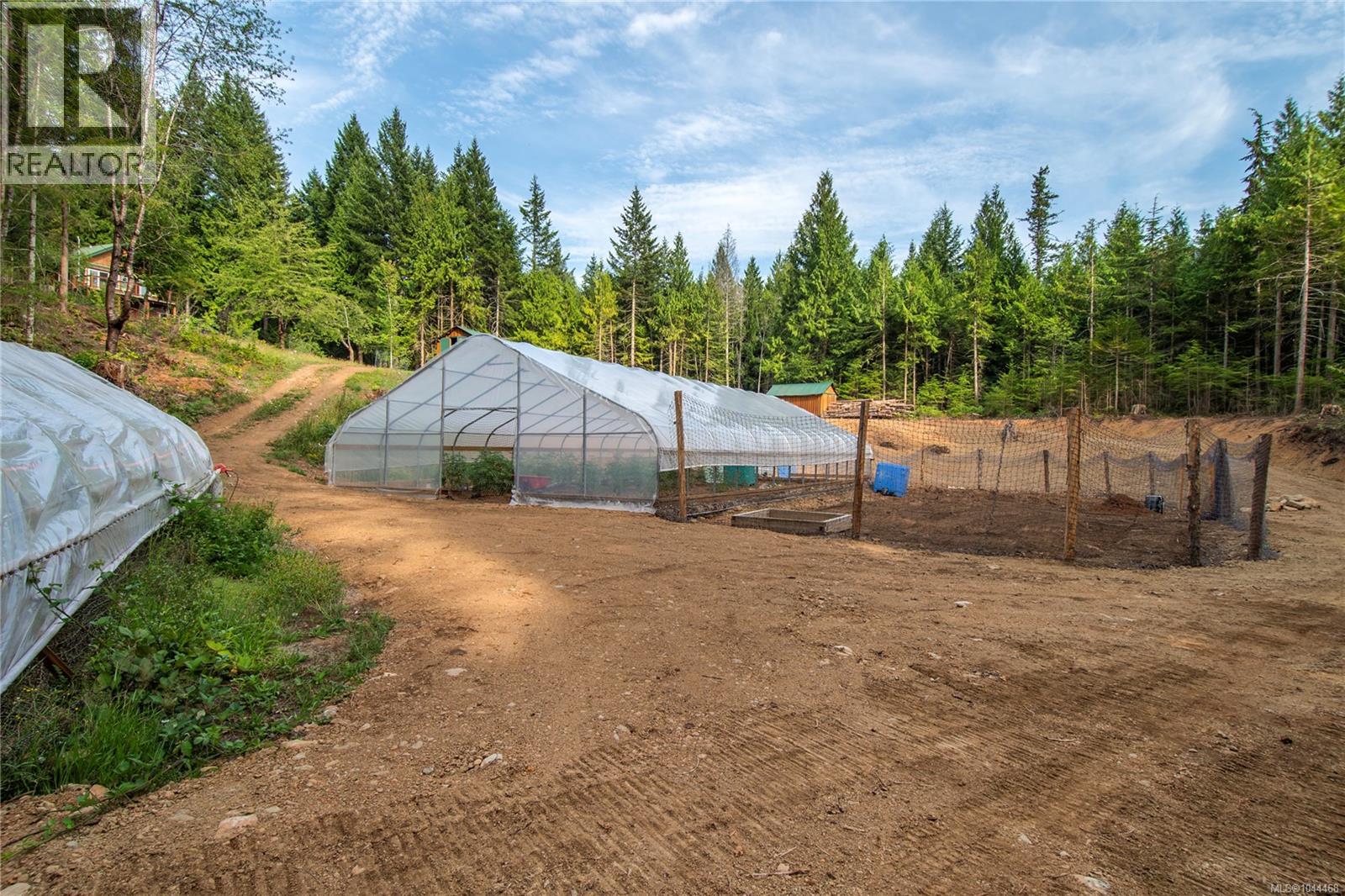 4777 Forbidden Plateau Rd - Image 46