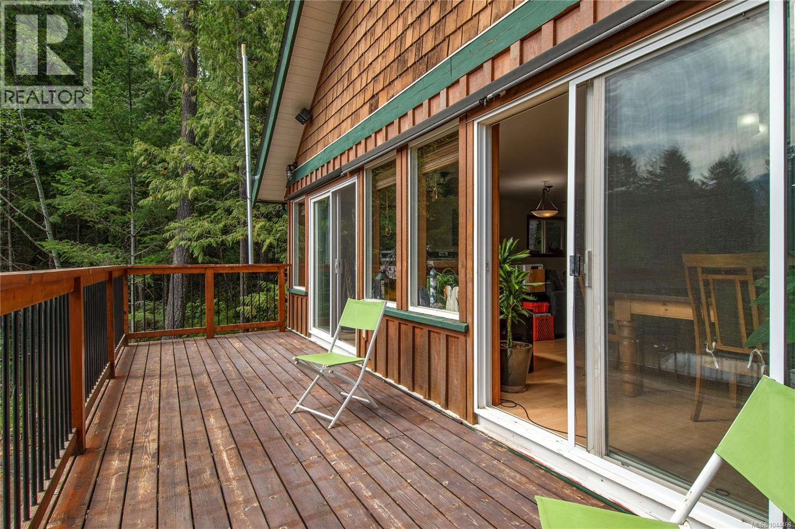 4777 Forbidden Plateau Rd - 12