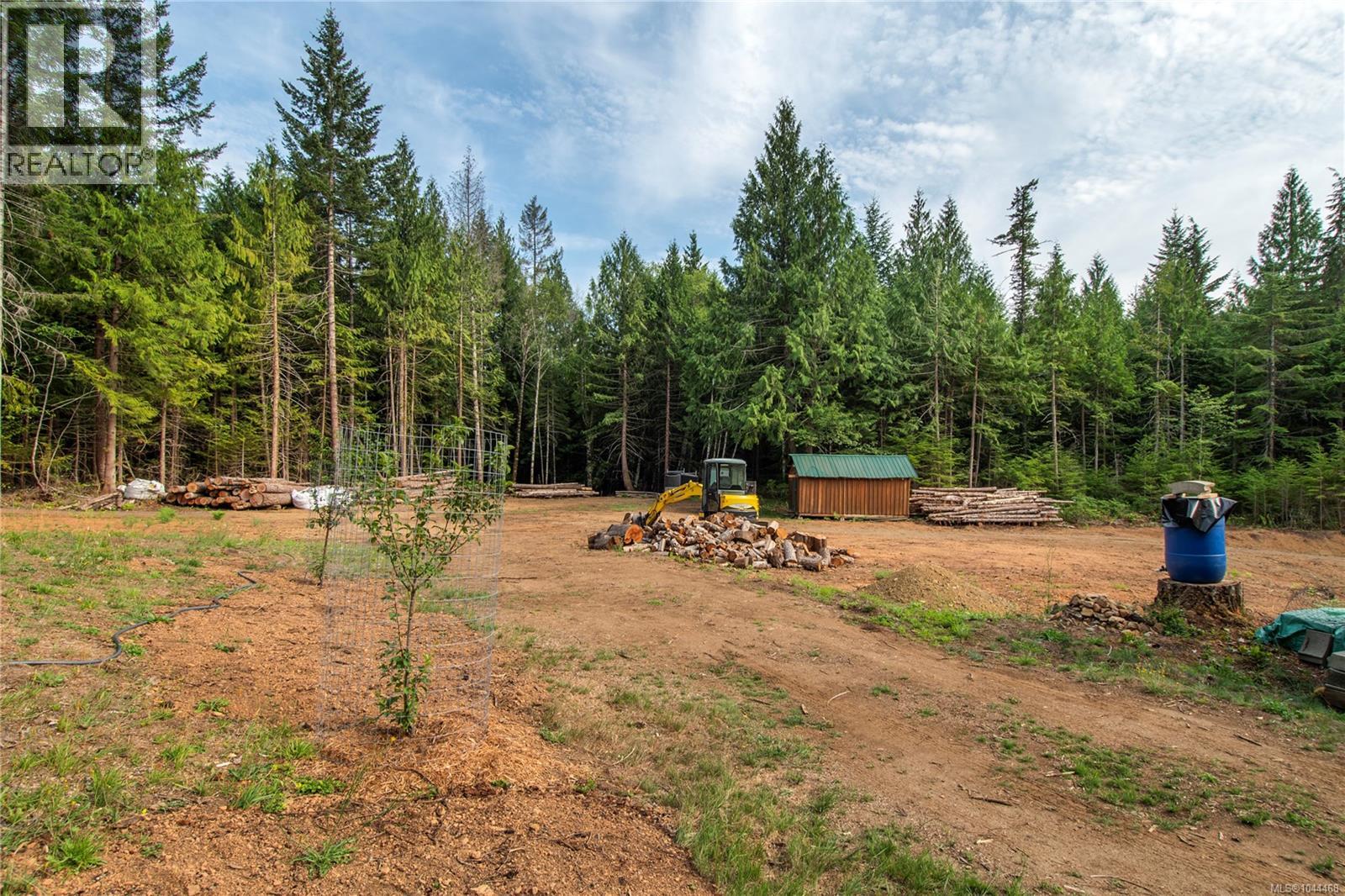 4777 Forbidden Plateau Rd - 45