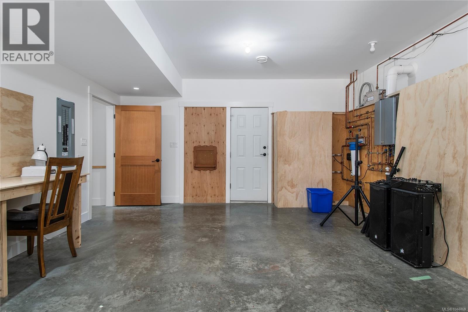 4777 Forbidden Plateau Rd - Image 74