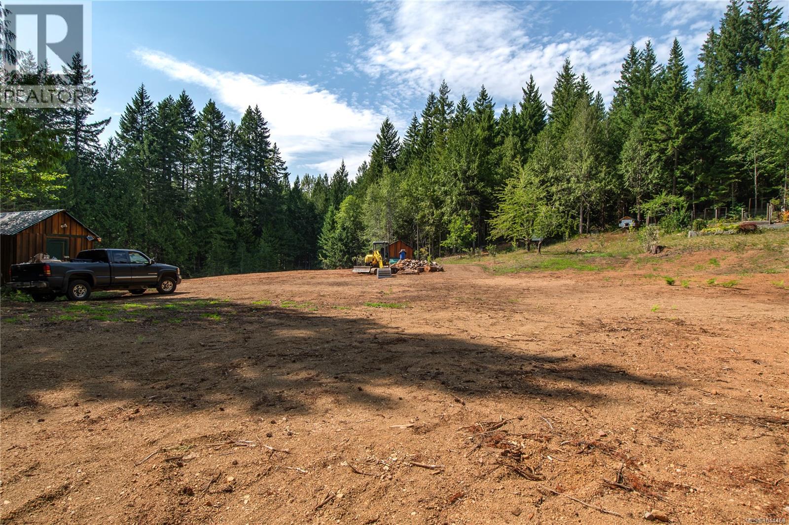 4777 Forbidden Plateau Rd - 42