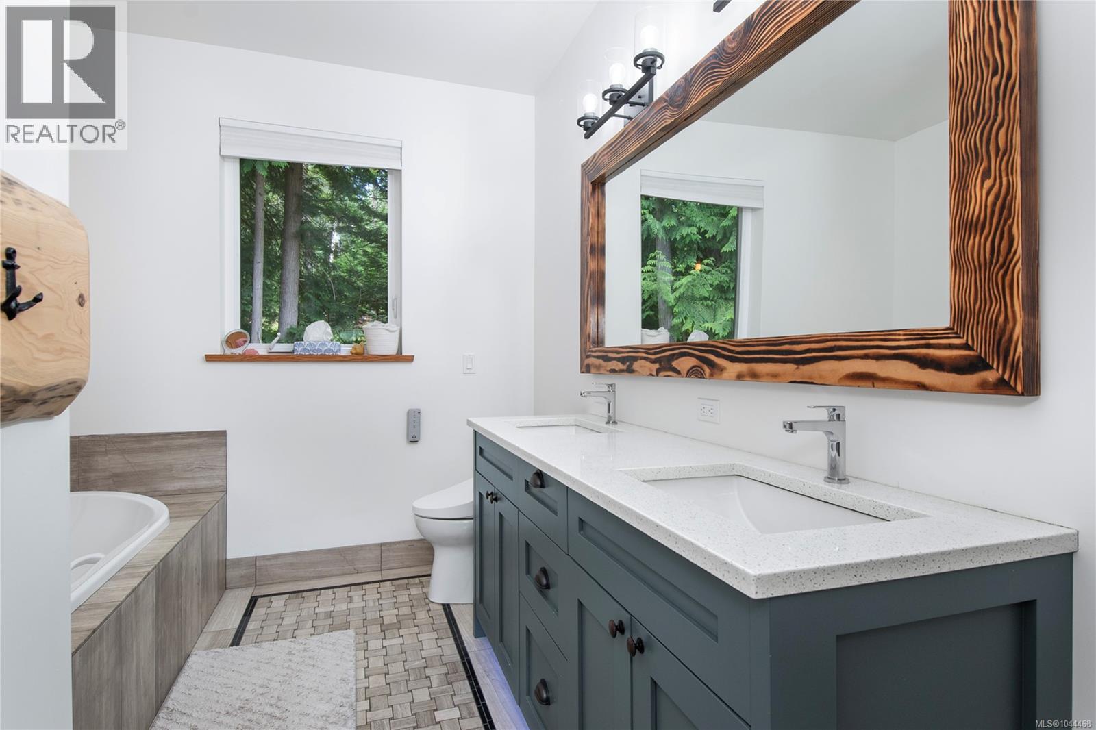 4777 Forbidden Plateau Rd - 66