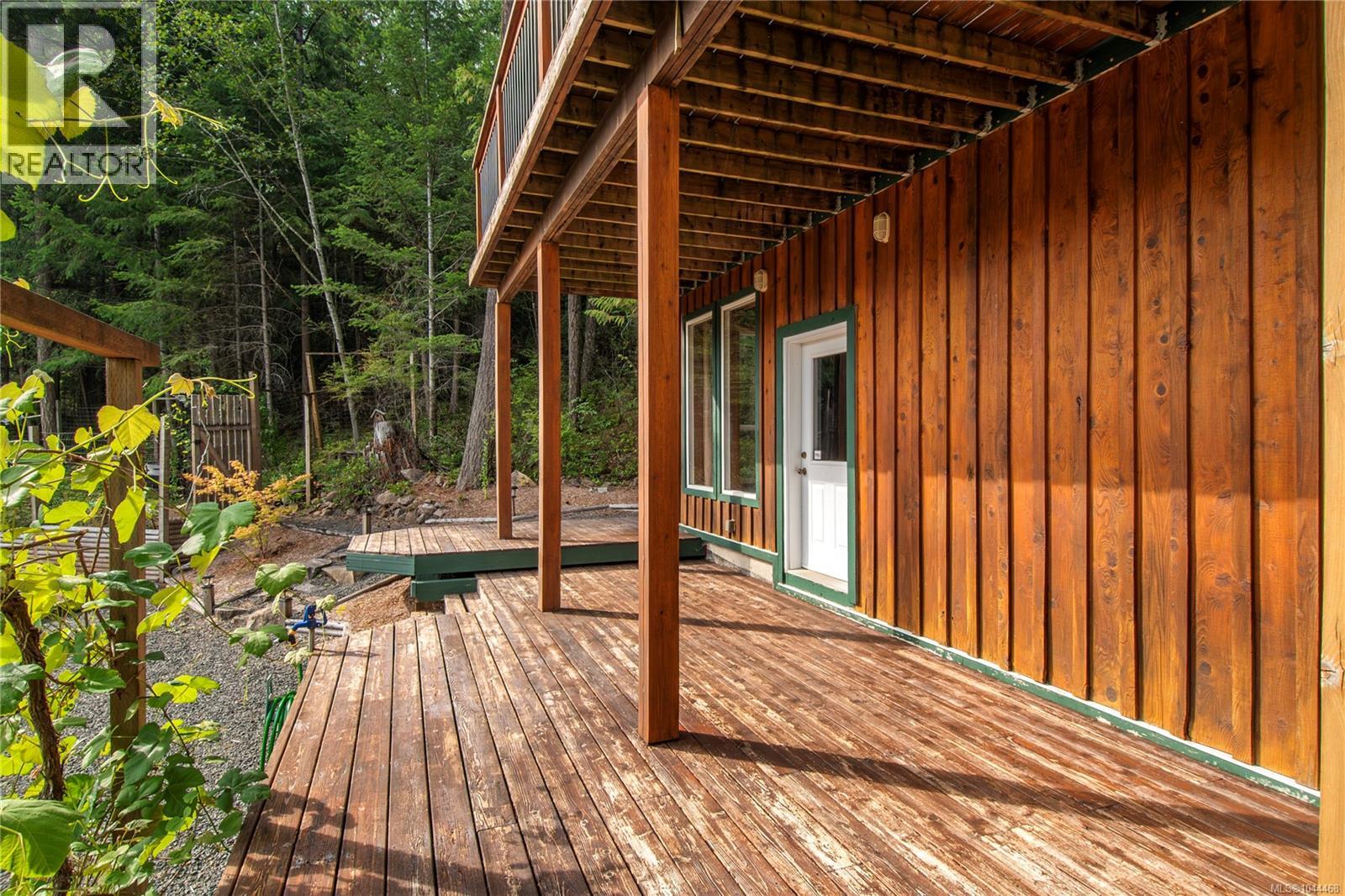 4777 Forbidden Plateau Rd - Image 32
