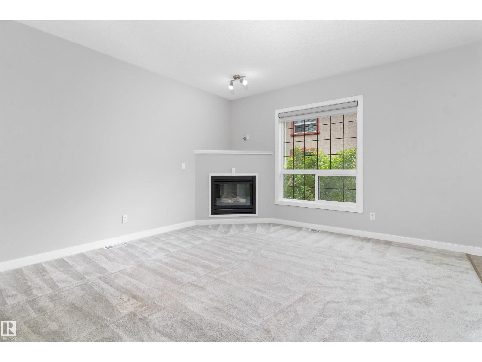 #7 13825 155 AV NW - 6