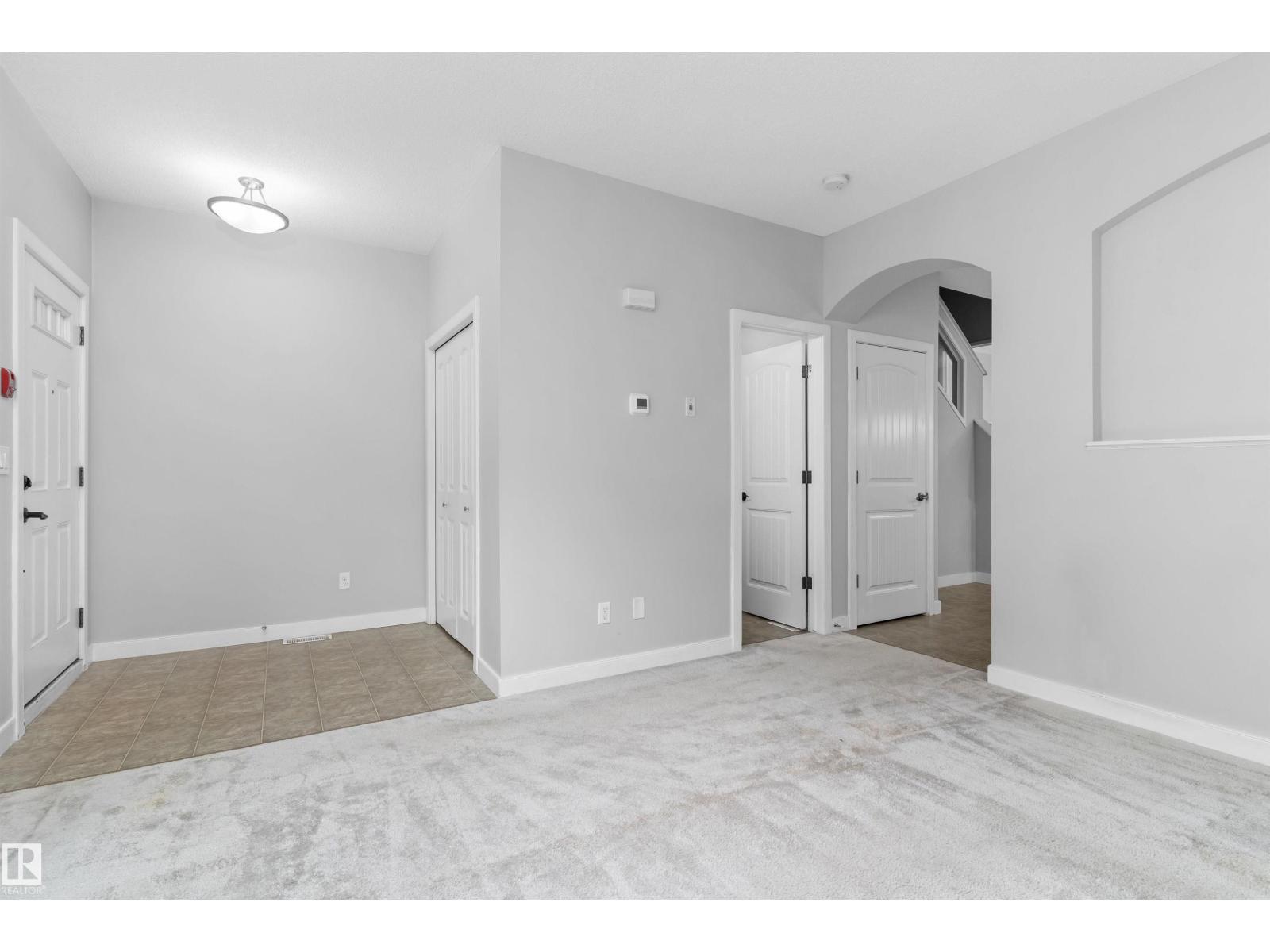 #7 13825 155 AV NW - 9
