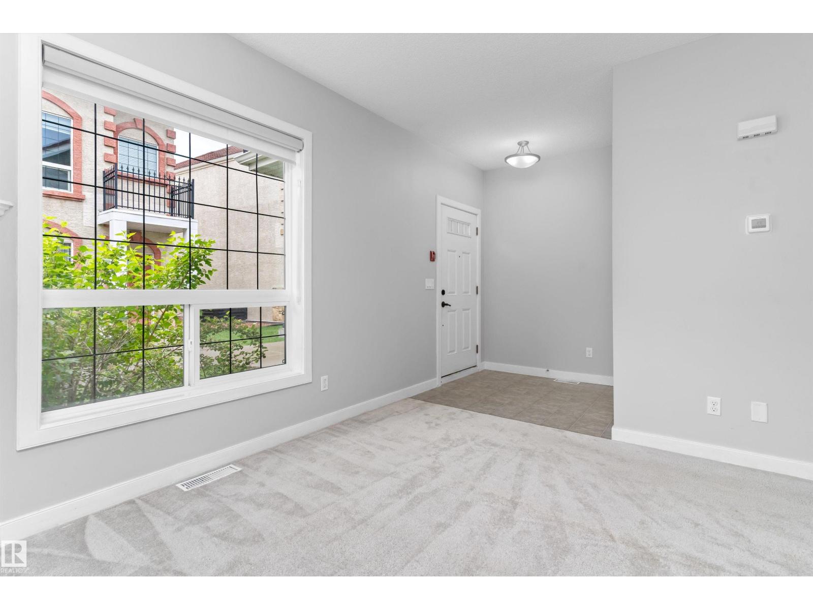 #7 13825 155 AV NW - Image 10