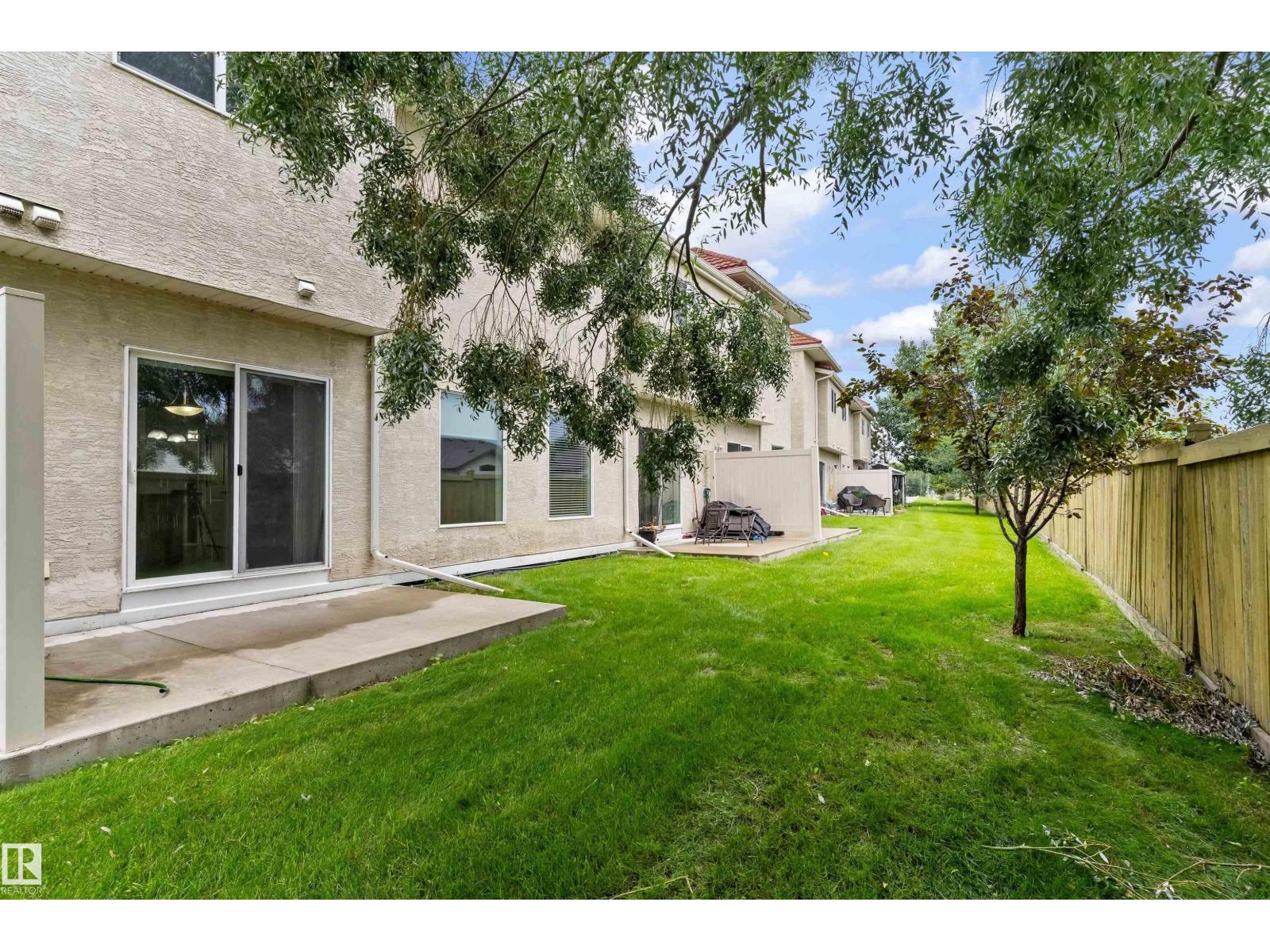 #7 13825 155 AV NW - 35