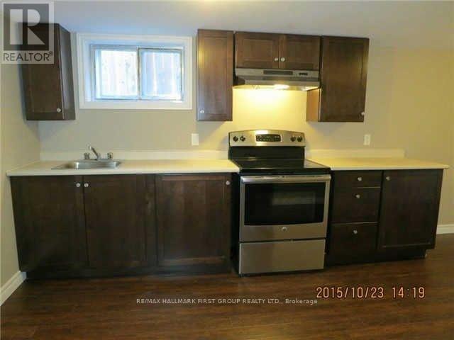 482 WARDEN AVENUE - 23