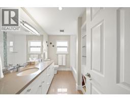 10131 Hollywell Drive, Richmond, BC V7E5C7 Photo 32