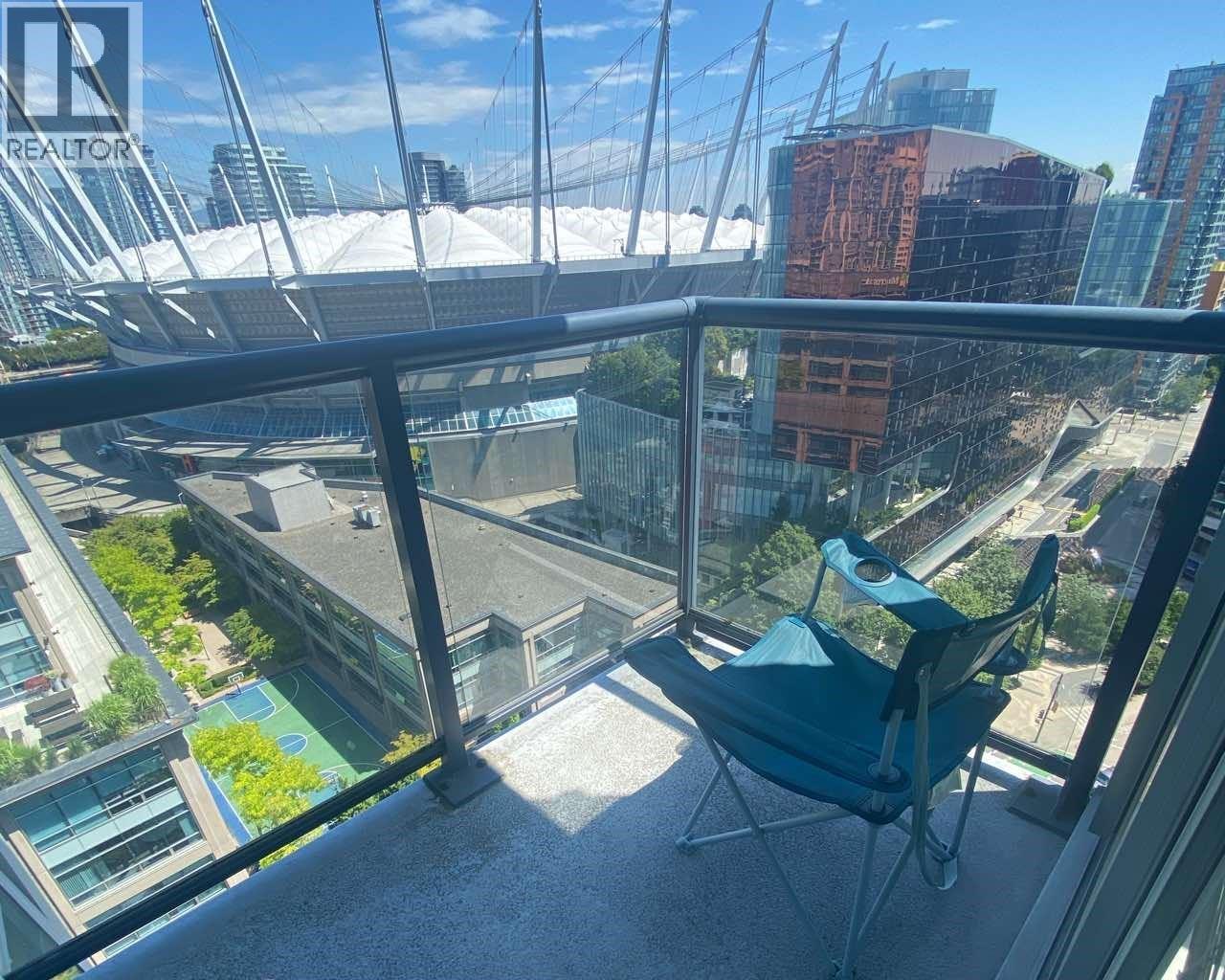 2 Bed, 1 Bath House for Rent in Vancouver – 2205 928 BEATTY STREET, Vancouver – MLS# R3151388 - Image 11
