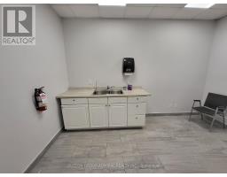 203 - 385 Connie Crescent, Vaughan, ON L4K5R2 Photo 10