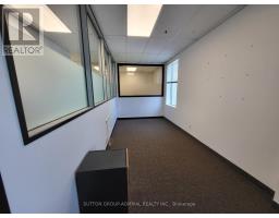 203 - 385 Connie Crescent, Vaughan, ON L4K5R2 Photo 6