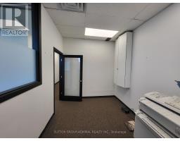 203 - 385 Connie Crescent, Vaughan, ON L4K5R2 Photo 9