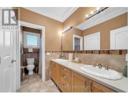 2nd Floor - 2 Mackay Drive, Richmond Hill, ON L4C6P1 Photo 14
