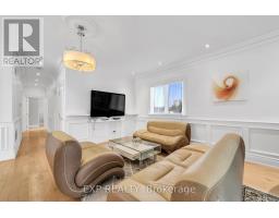 2nd Floor - 2 Mackay Drive, Richmond Hill, ON L4C6P1 Photo 8