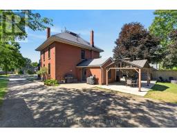 581 Queen Street, Kincardine, ON N2Z2J1 Photo 37