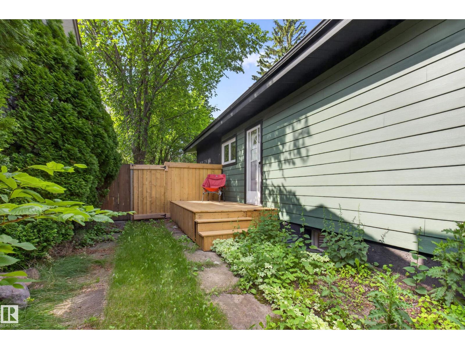 33 HAZEL ST - Image 47