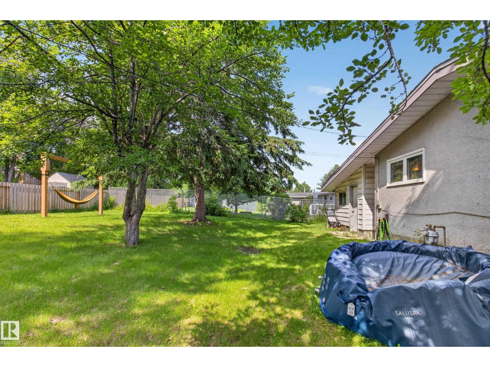 33 HAZEL ST - 49