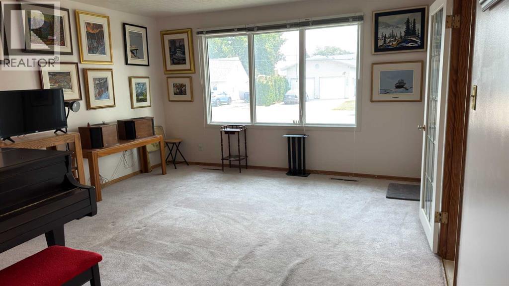 2128 22 Street - Image 8