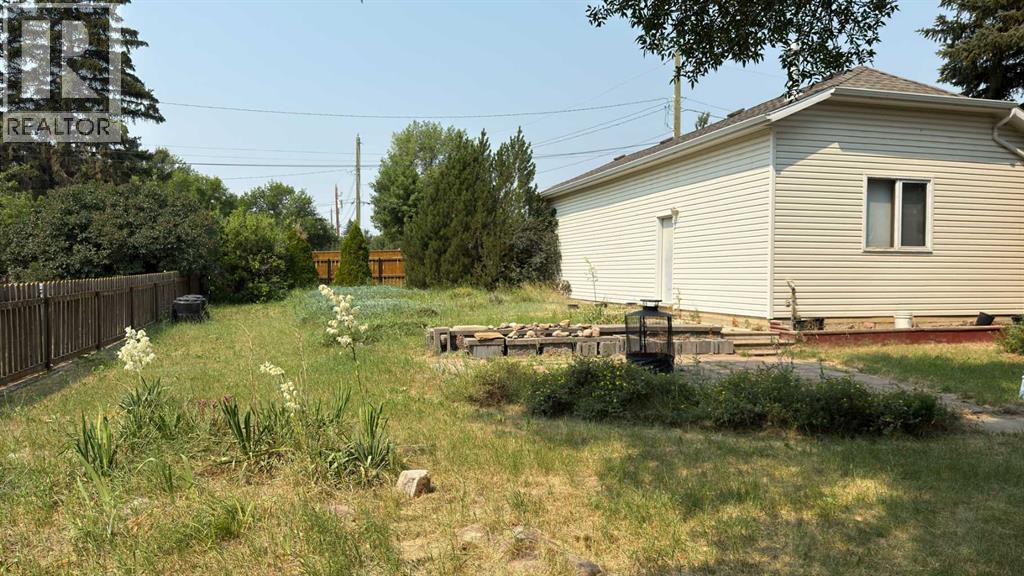 2128 22 Street - Image 30