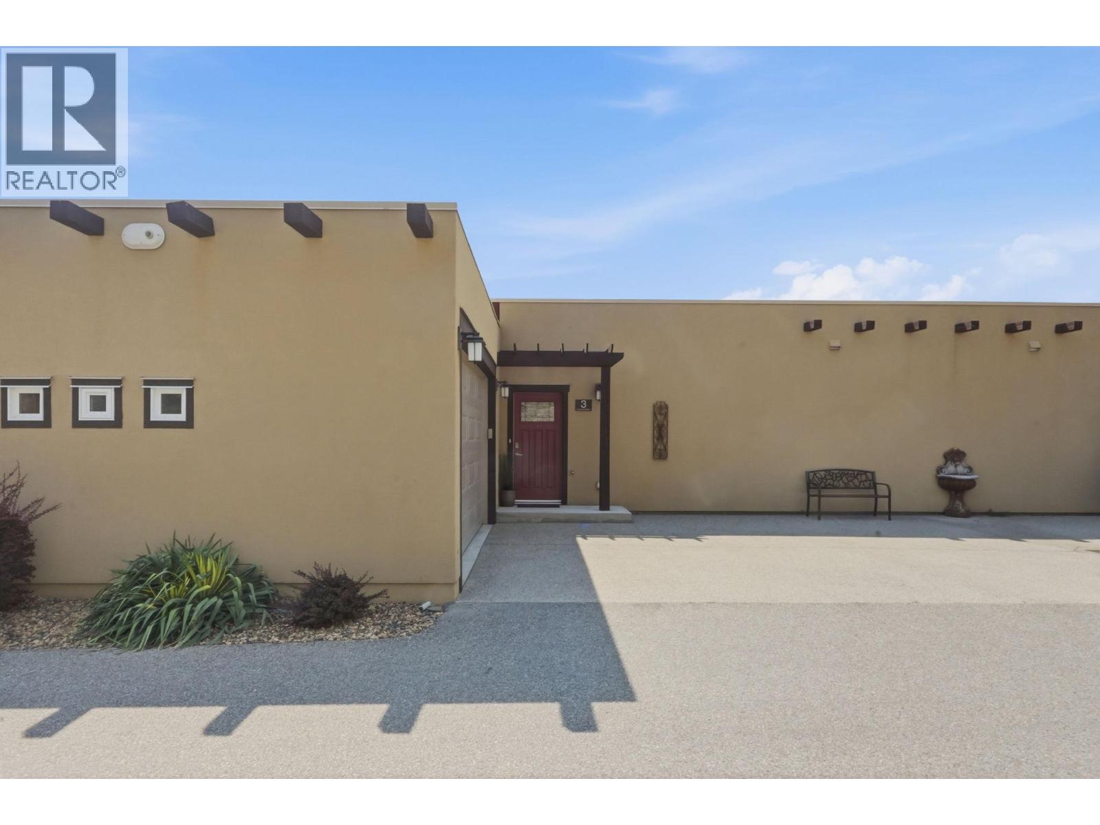 #3 2000 Valleyview Drive - 52