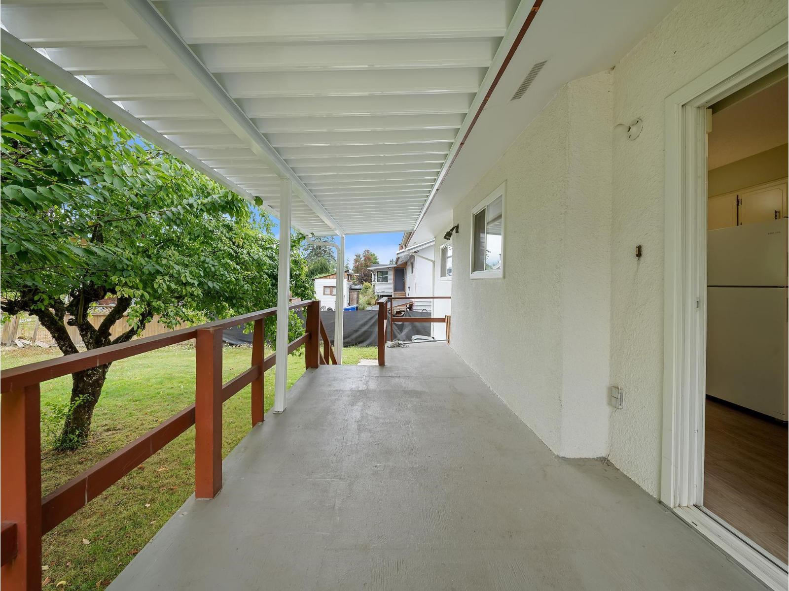 10059 KILLARNEY DRIVE, Fairfield Island, Chilliwack