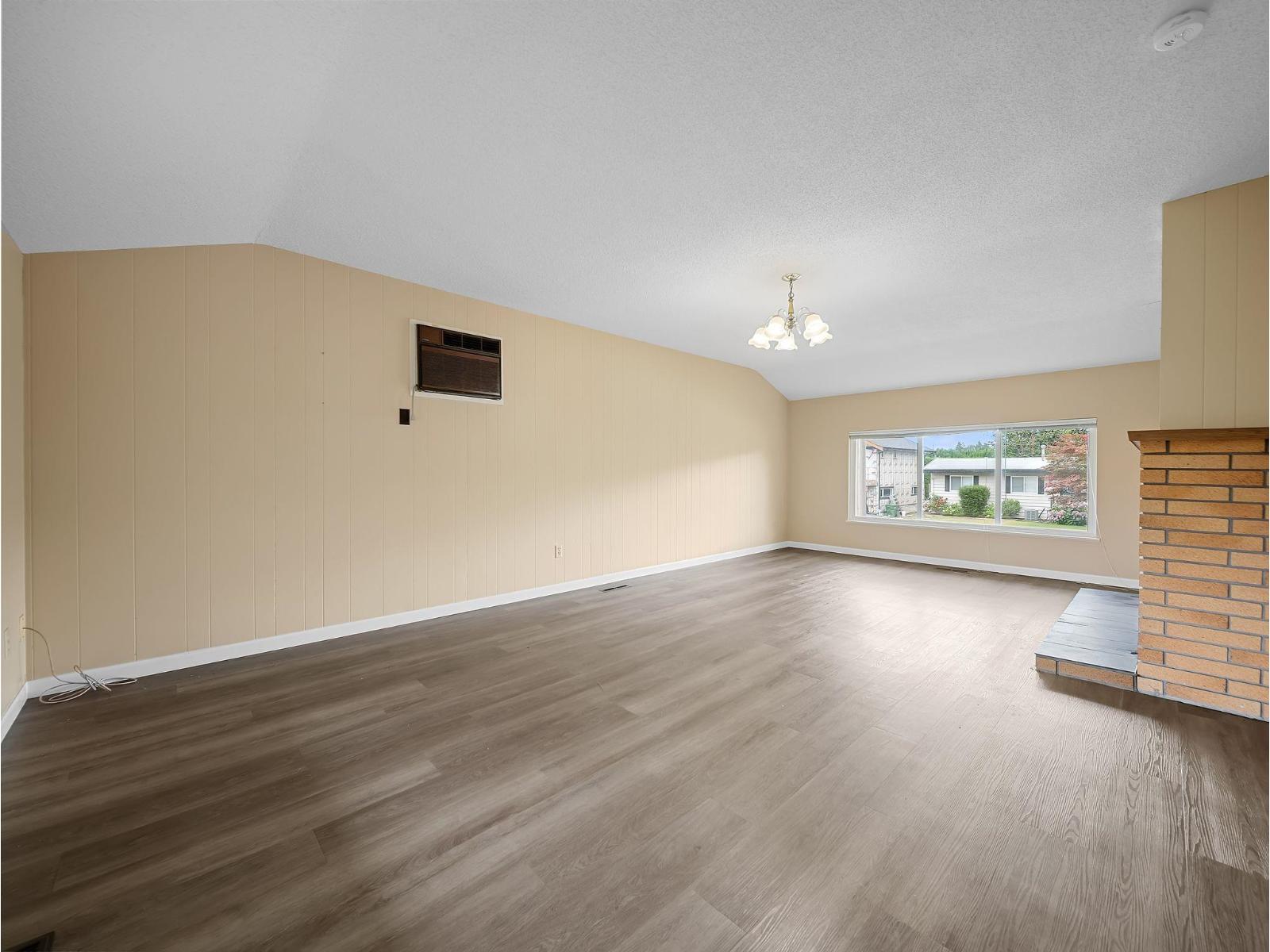 10059 KILLARNEY DRIVE, Fairfield Island, Chilliwack
