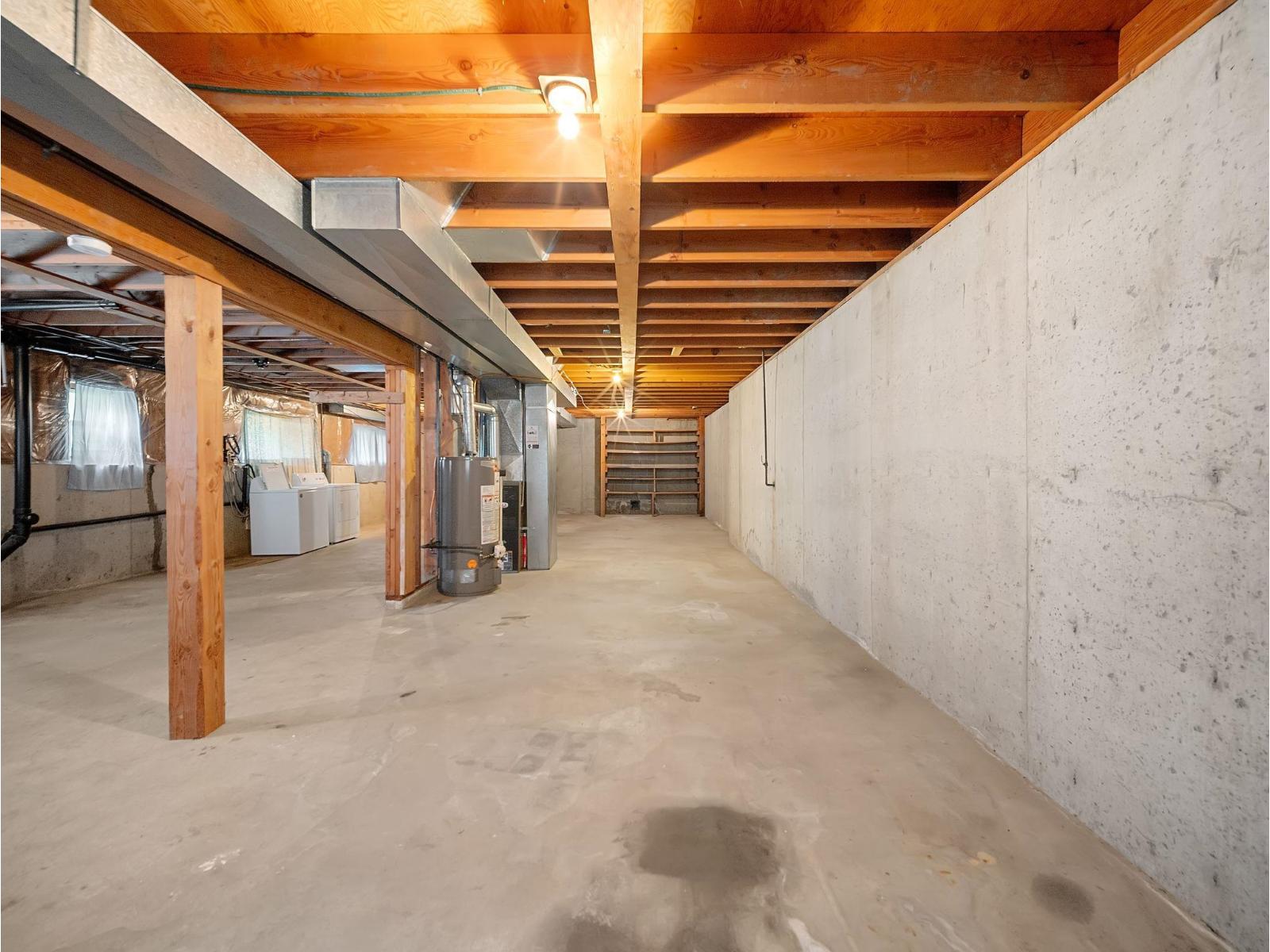 10059 KILLARNEY DRIVE, Fairfield Island, Chilliwack