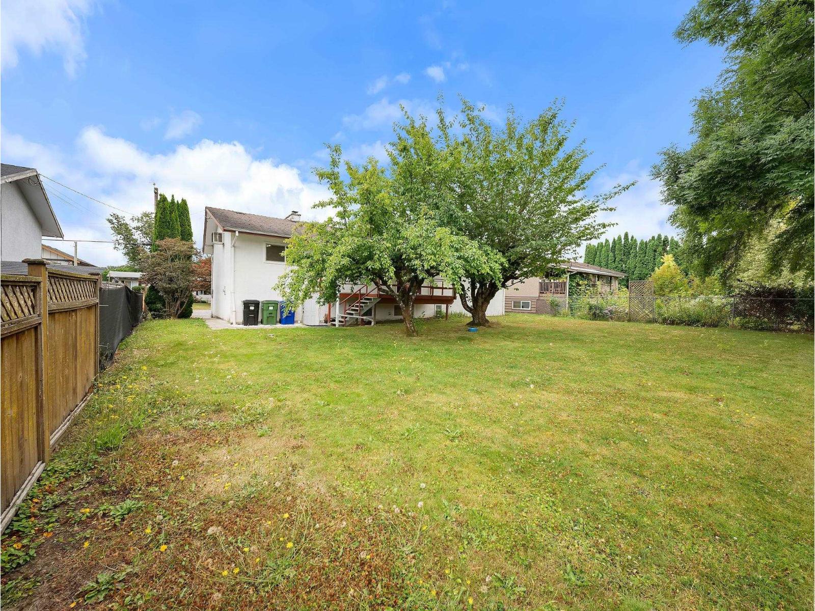 10059 KILLARNEY DRIVE, Fairfield Island, Chilliwack