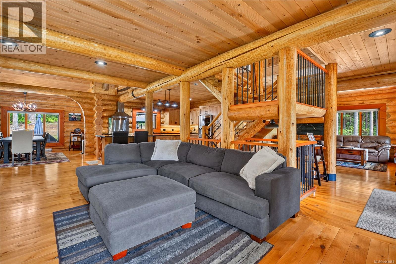 1258 Barr Dr - Image 43
