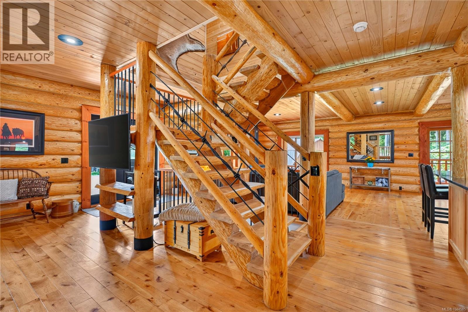 1258 Barr Dr - Image 45