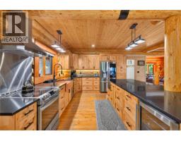 1258 Barr Dr, Merville, BC V0R2M0 Photo 29