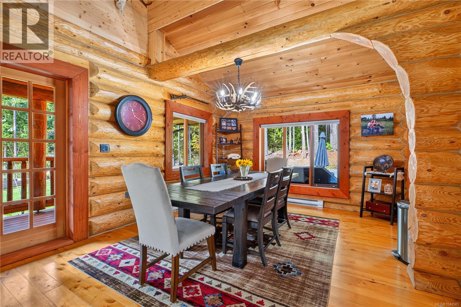 1258 Barr Dr - Image 37