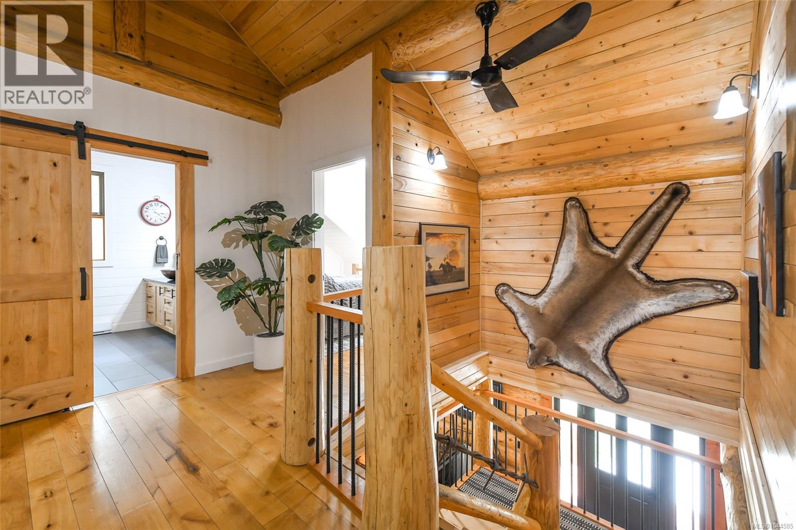 1258 Barr Dr - Image 69