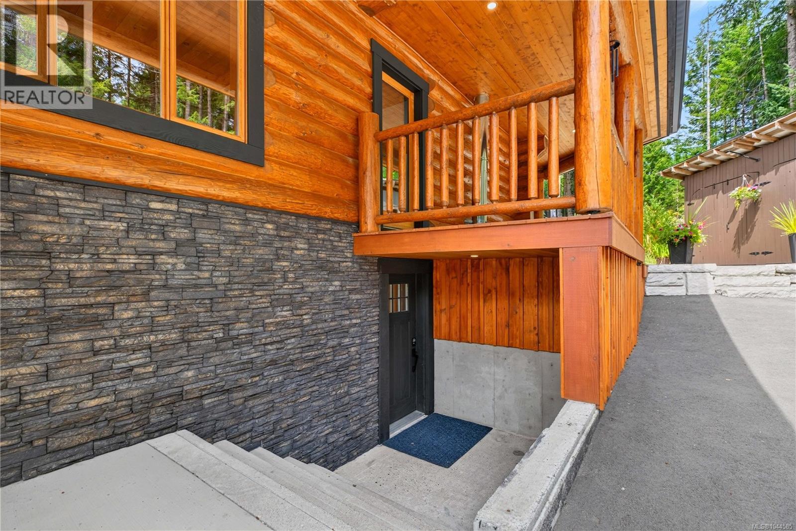 1258 Barr Dr - Image 77