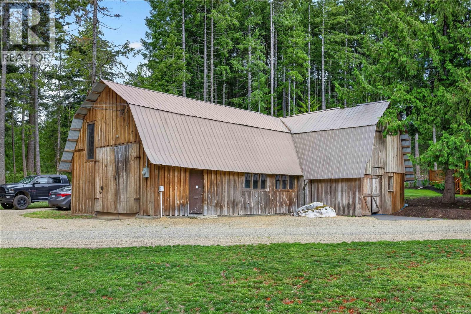1258 Barr Dr - Image 90