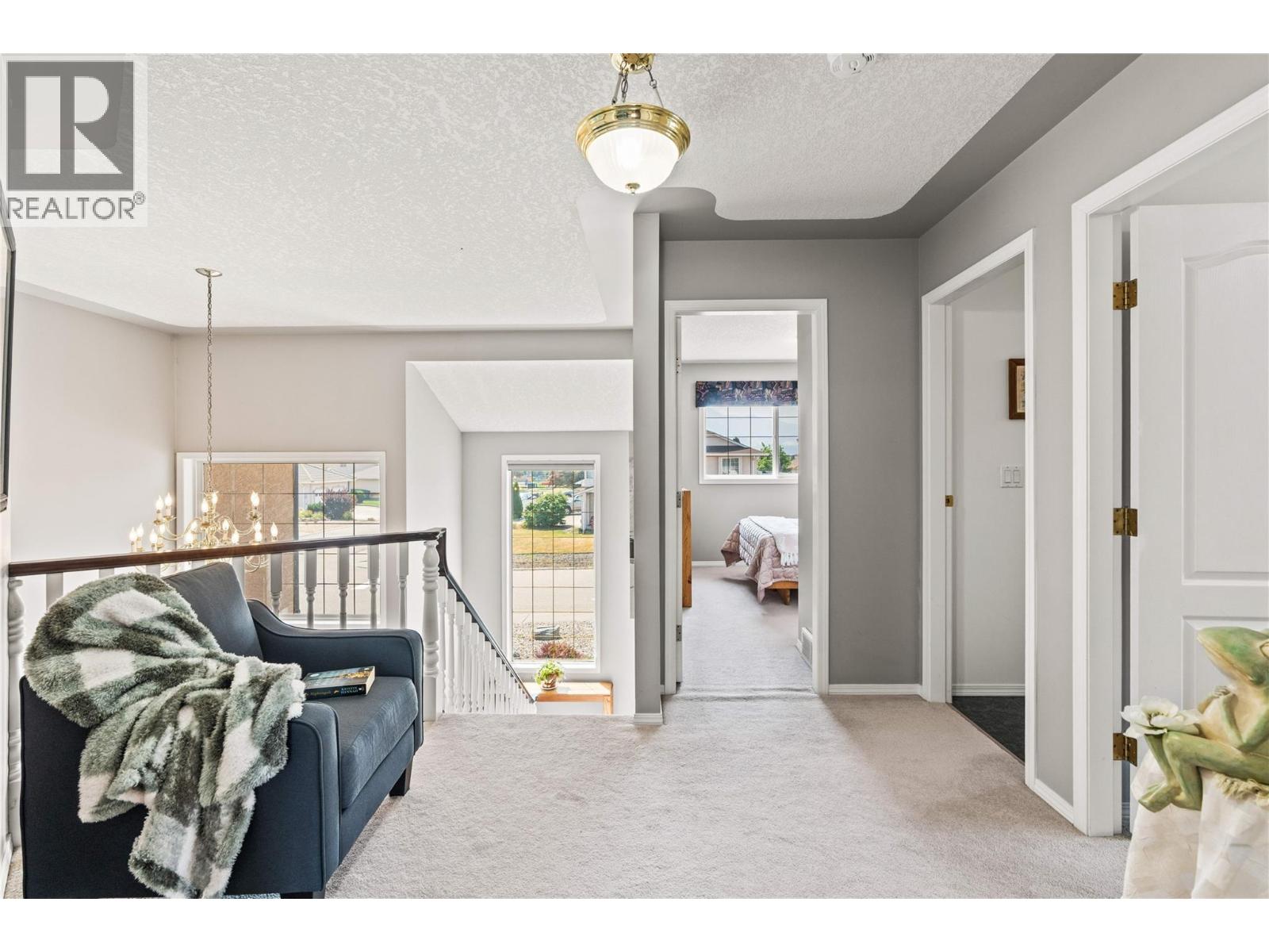 2302 Maundrell Avenue - 28
