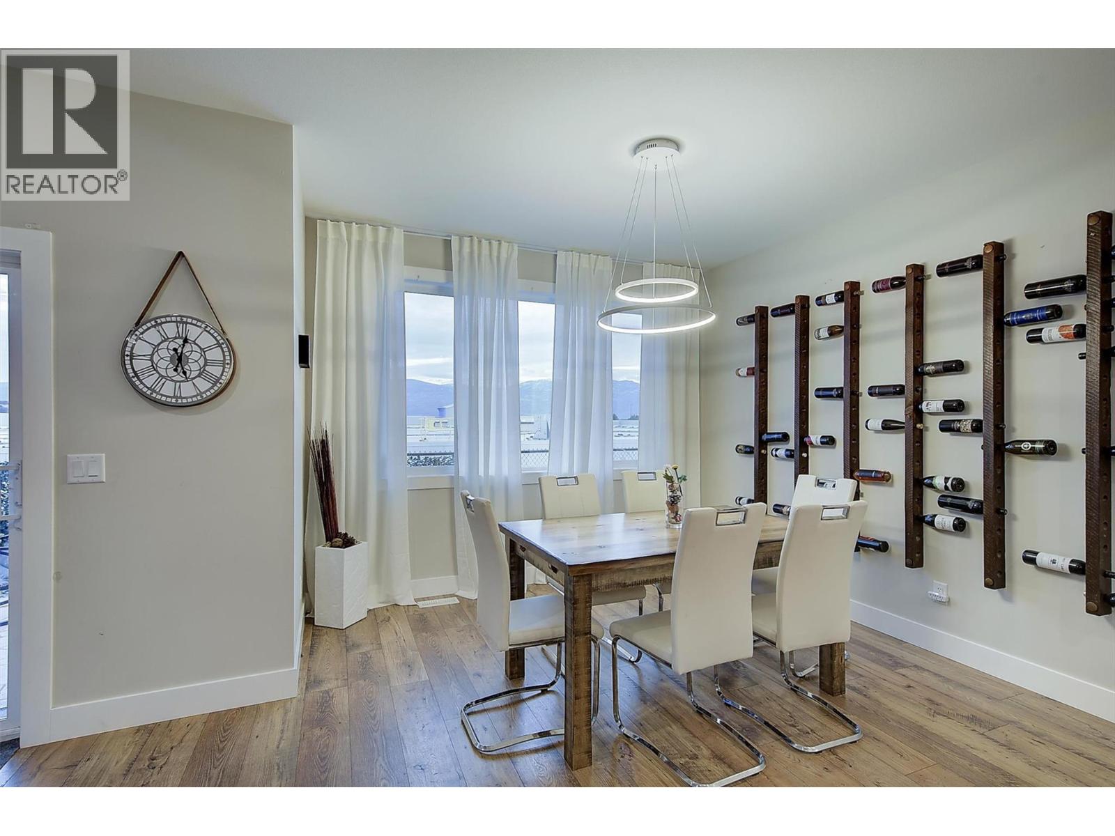  2383 Hawks Boulevard, West Kelowna