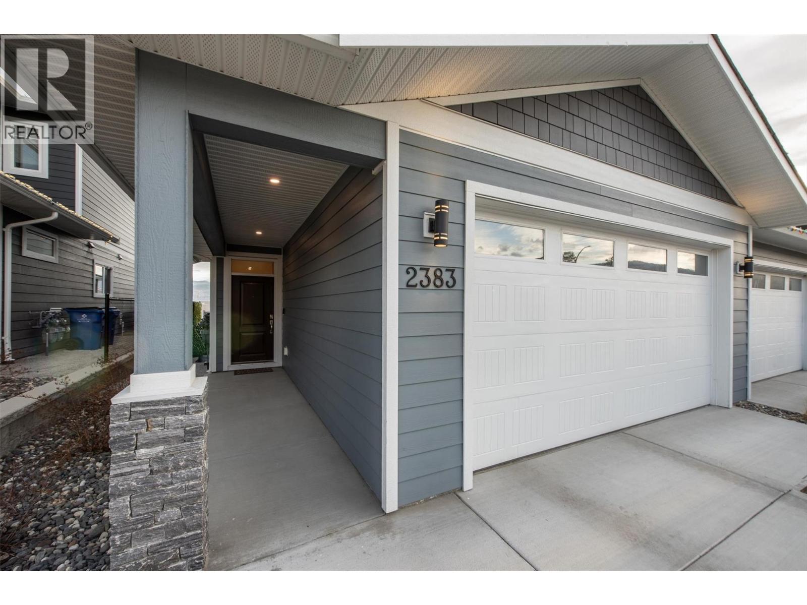  2383 Hawks Boulevard, West Kelowna