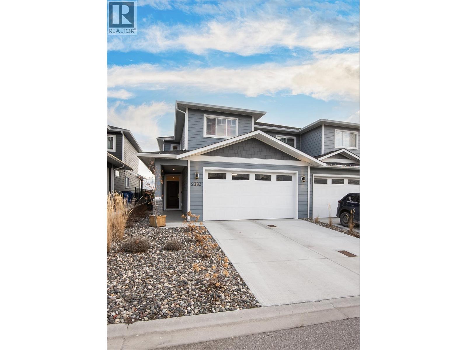  2383 Hawks Boulevard, West Kelowna