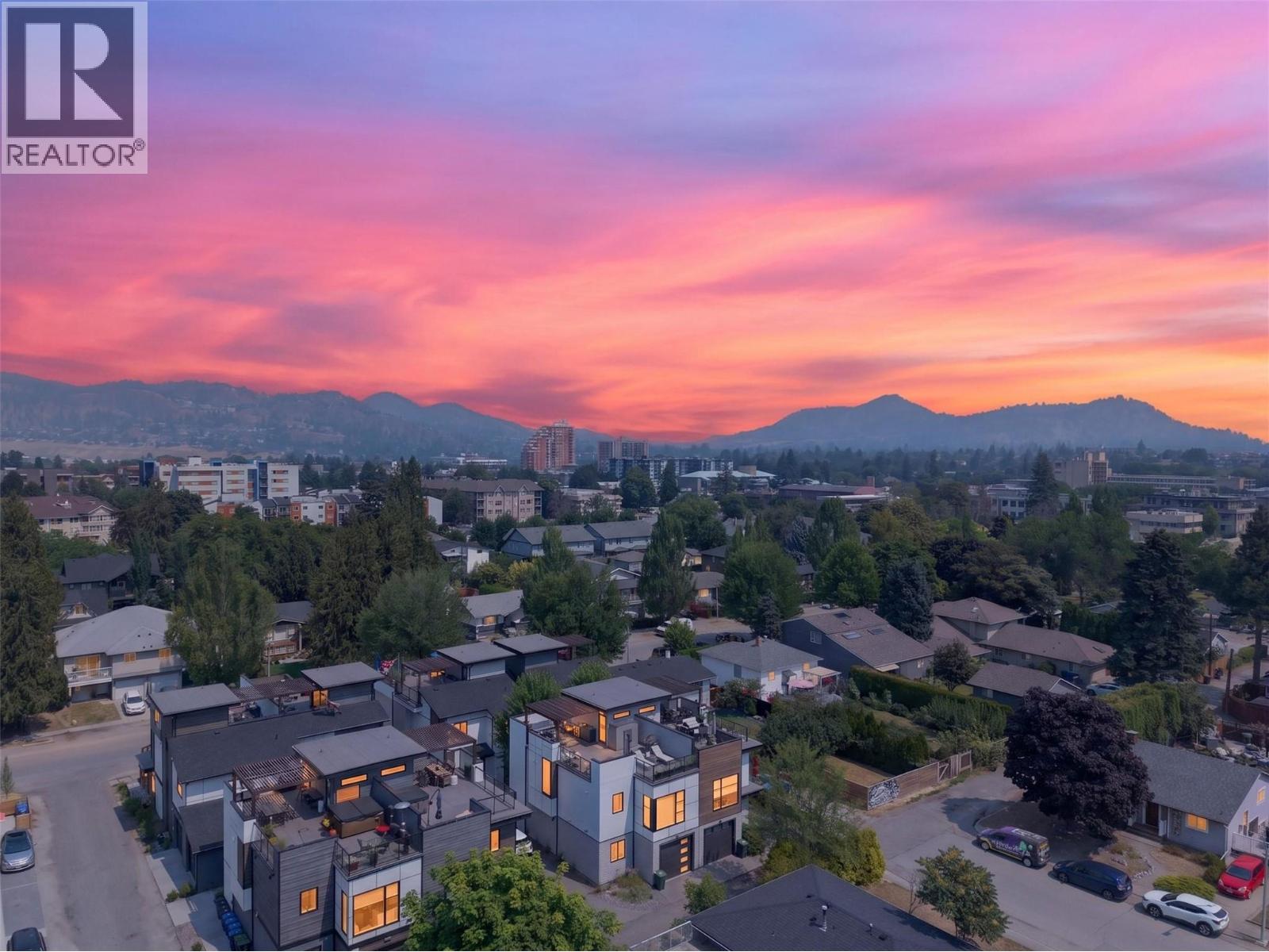 1 945 Borden Avenue, Kelowna